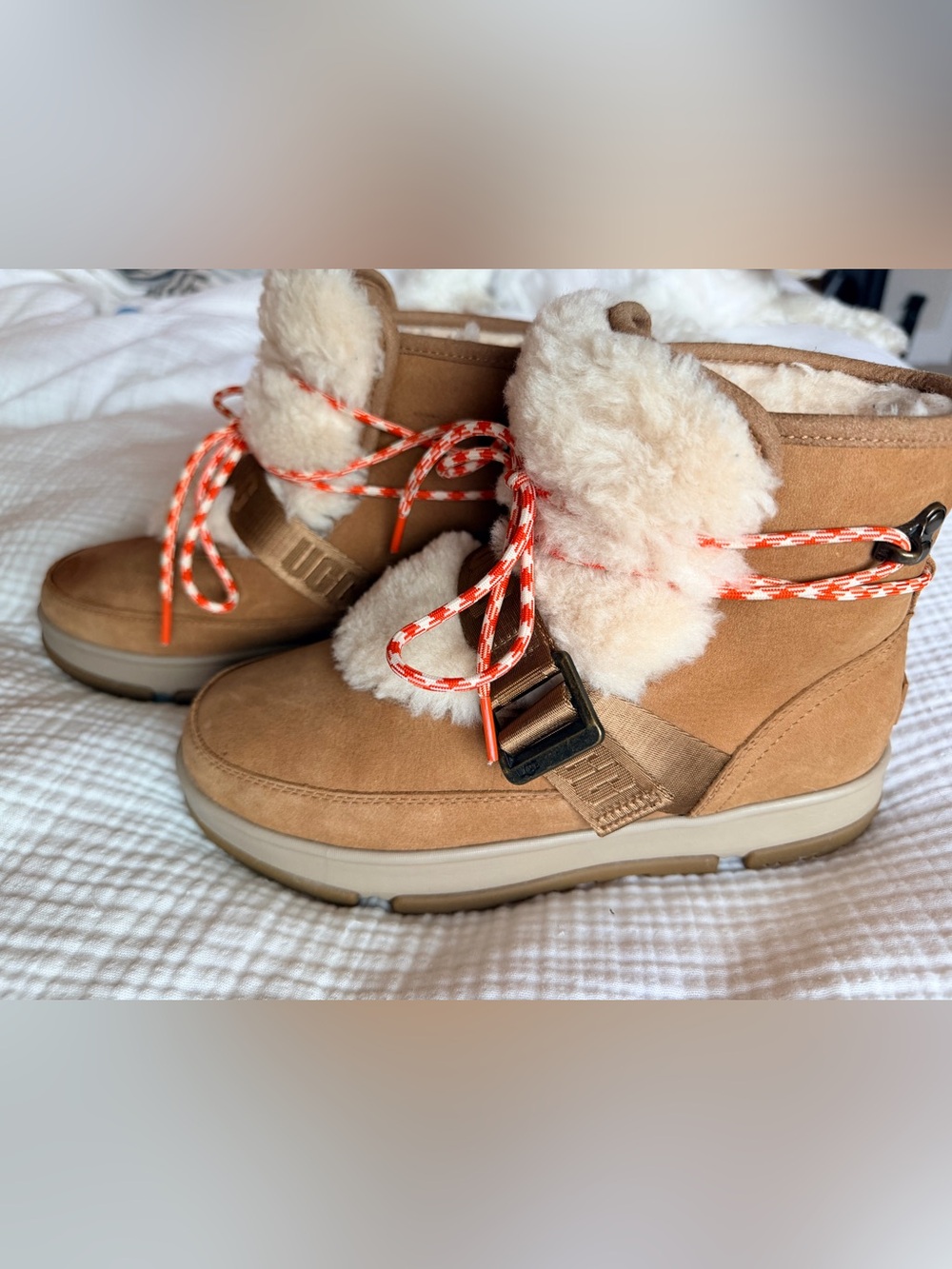 UGG Classic Weather Hiker Boot in Chestnut - Picture 5 of 9